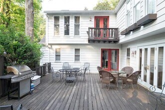 776 Valley Brook Rd in Decatur, GA - Building Photo - Building Photo
