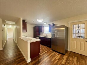 10670 Norton Dr in Houston, TX - Building Photo - Building Photo