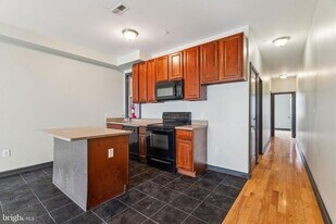 1930 N Gratz St in Philadelphia, PA - Building Photo