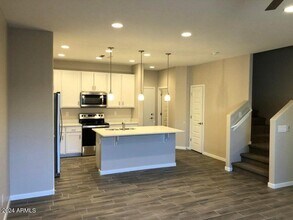 6122 S Roosevelt St in Tempe, AZ - Foto de edificio - Building Photo