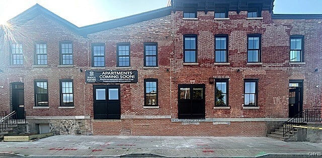 property at 106 Hotel St