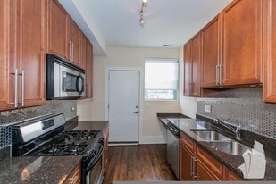 3453 N Wolcott Ave, Unit 3455-2 in Chicago, IL - Building Photo