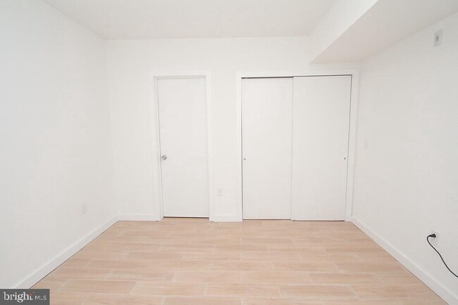 property at 1918 E Cumberland St