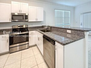 7064 Ripple Pond Lp, Unit 1801 in Zephyrhills, FL - Foto de edificio - Building Photo