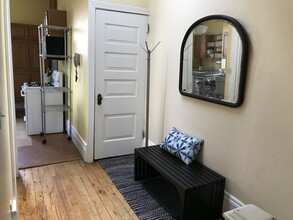 3284 Dawson Street, Unit Apartment 2 in Pittsburgh, PA - Foto de edificio - Building Photo