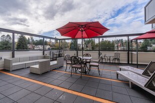 Anthony's Corner Lofts in Salem, OR - Building Photo