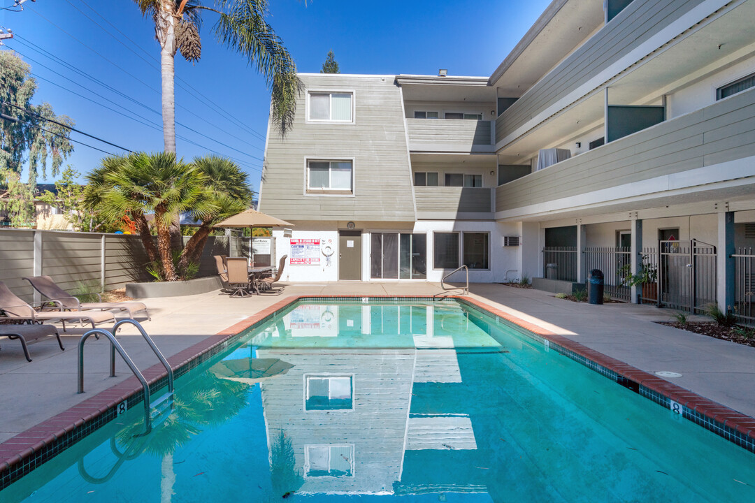 Boardwalk Park Place Apartments in Palo Alto, CA - Building Photo