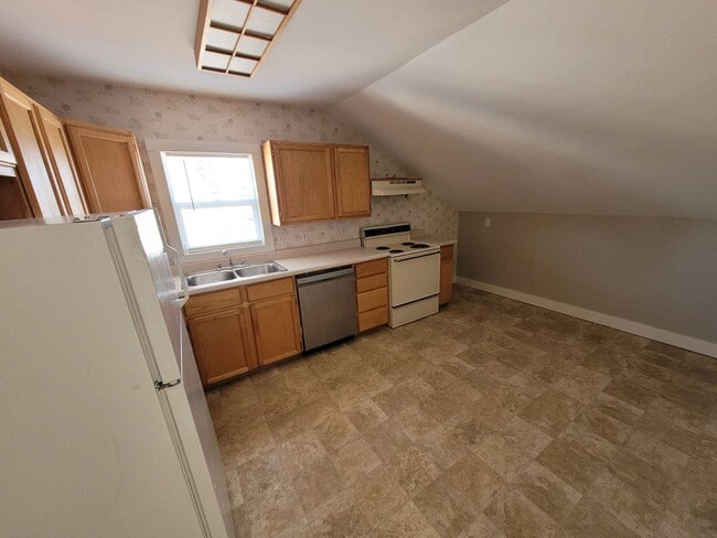 406 S 10th St in Laramie, WY - Building Photo - Building Photo