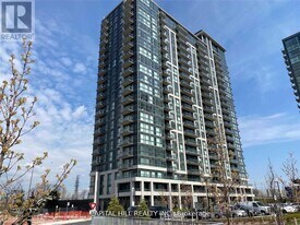 349 Rathburn Rd W in Mississauga, ON - Building Photo