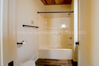 728 Franklin St in Oshkosh, WI - Building Photo - Building Photo