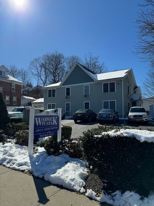 35 Warwick St, Unit 5 in New Haven, CT - Foto de edificio