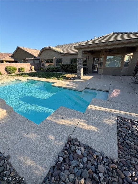 property at 5586 Golden Leaf Ave