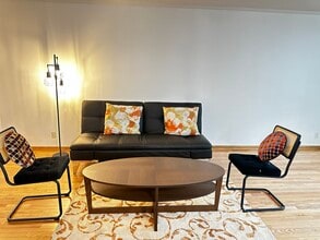 540 Kelton Ave in Los Angeles, CA - Building Photo - Building Photo