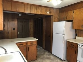 1405 W Divine St in Dunn, NC - Building Photo - Building Photo