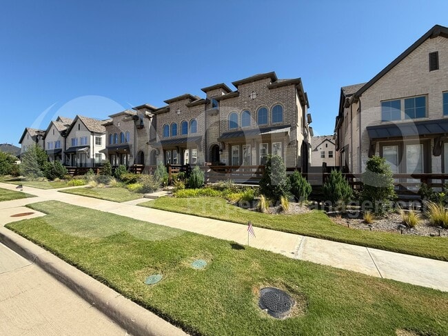 property at 401 Blue Crk Cv