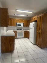 1542 E Alluvial Ave in Fresno, CA - Building Photo