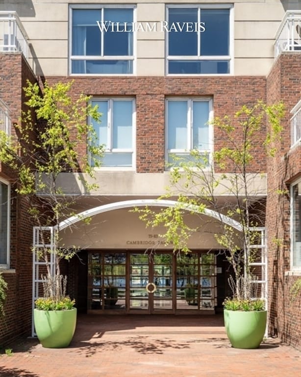 property at 83 Cambridge Pkwy