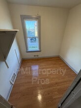 3057 N Holton St in Milwaukee, WI - Building Photo - Building Photo