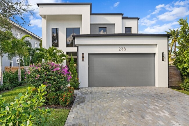 238 SE 4th Ave in Delray Beach, FL - Building Photo - Building Photo