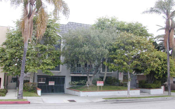 1536 S Saltair Ave in Los Angeles, CA - Building Photo - Building Photo