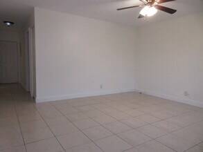 1415 N J St in Lake Worth Beach, FL - Building Photo - Building Photo