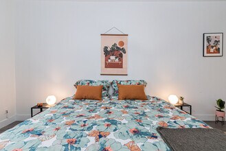 4008 Rue Hochelaga in Montréal, QC - Building Photo - Building Photo