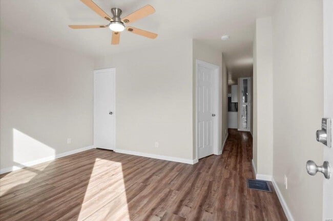 2450 Prouhet Ave, Unit 2450 prouhet Ave.
