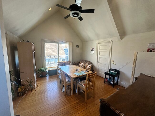 147 Willow Ave, Unit 3