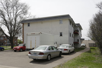 Terrace Manor in Spring Lake Park, MN - Building Photo - Building Photo