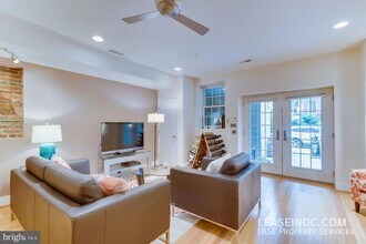 1207 Columbia Rd NW in Washington, DC - Building Photo - Building Photo