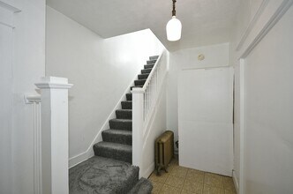 2110 West St in Munhall, PA - Building Photo - Building Photo