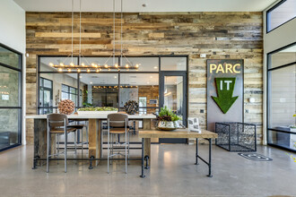 Parc South Mountain in Phoenix, AZ - Foto de edificio - Lobby