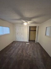 528 Oak Ridge W in Lakeland, FL - Building Photo - Building Photo