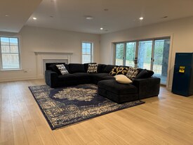 8504 Meadowlark Ln in Bethesda, MD - Building Photo