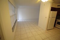 3212 NE 10th St, Unit 2 in Pompano Beach, FL - Building Photo - Building Photo