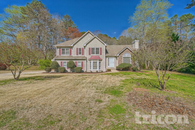 7035 Wynfield Dr in Cumming, GA - Foto de edificio - Building Photo