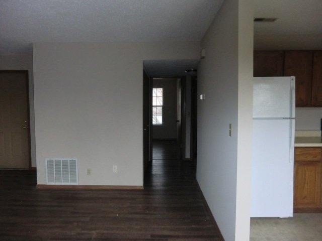 6 Quail Hollow Ct, Unit A in Glen Carbon, IL - Foto de edificio - Building Photo