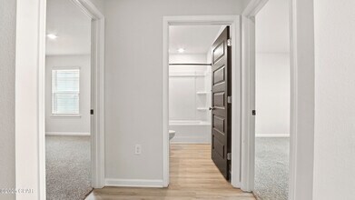 6488 Slabinski Ln in Panama City, FL - Building Photo - Building Photo