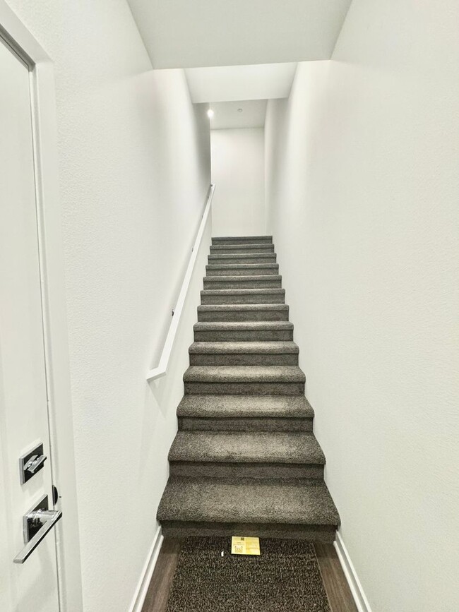 708 Cara Cara Ln in Covina, CA - Building Photo - Building Photo