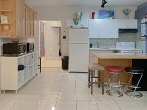 4201 SW 60th Pl-Unit -2 in Miami, FL - Building Photo - Building Photo