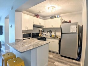 107 Treetop Cir in Laconia, NH - Building Photo - Building Photo