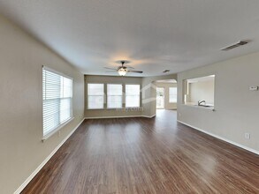 11004 Monahan Park in San Antonio, TX - Building Photo - Building Photo