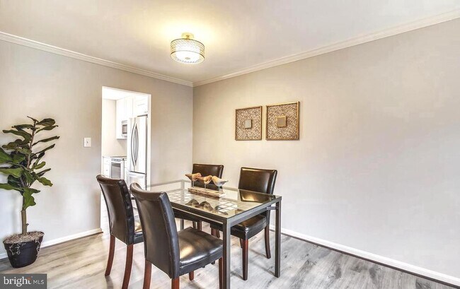 13 Prairie Rose Ct in Gaithersburg, MD - Building Photo - Building Photo