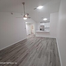 575 Oakleaf Plantation Pkwy, Unit 815 in Orange Park, FL - Building Photo - Building Photo