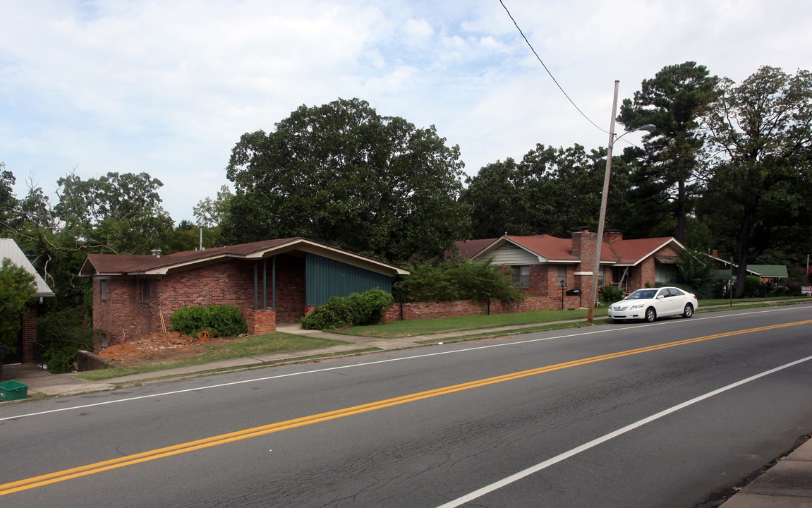 1021-1023 Kavanaugh Blvd in Little Rock, AR - Building Photo