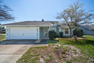 307 Fan Palm Pl in Panama City Beach, FL - Building Photo