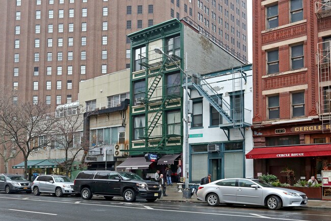 247 W Broadway in New York, NY - Building Photo - Building Photo
