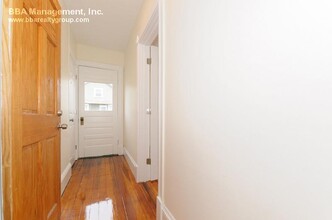 16 Montfern Ave, Unit 1 in Boston, MA - Building Photo - Building Photo