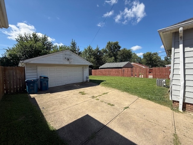 10761 Barrington Blvd in Parma Heights, OH - Foto de edificio - Building Photo
