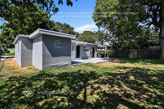 3028 Ridgeway Ave in West Palm Beach, FL - Building Photo - Building Photo